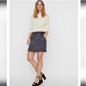 NWT Vero Moda Gray A-Line Mini Skirt for Casual Wear